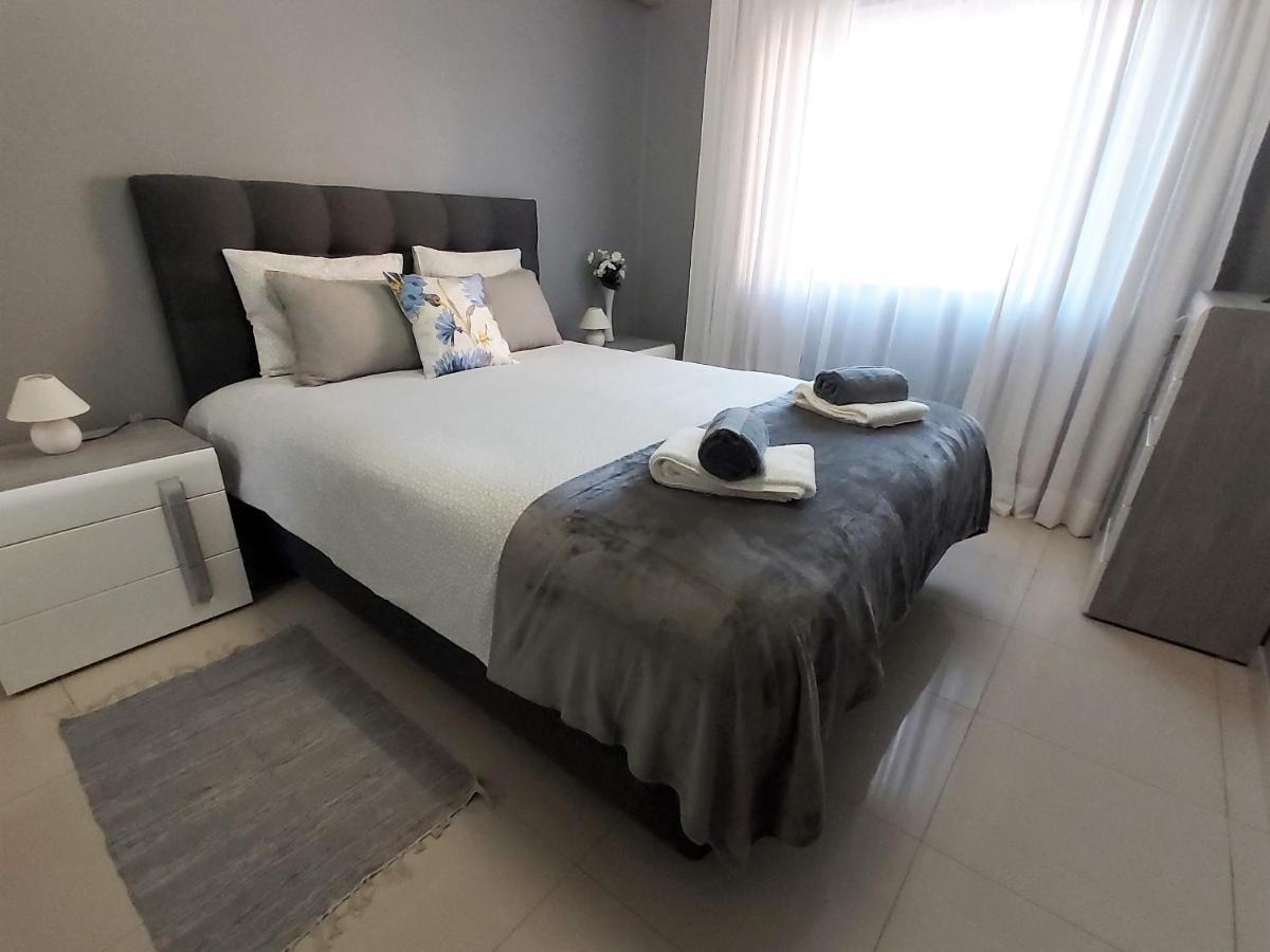 Casa Da Alegria - Apartamento Acolhedor No Centro De Olhao Bagian luar foto