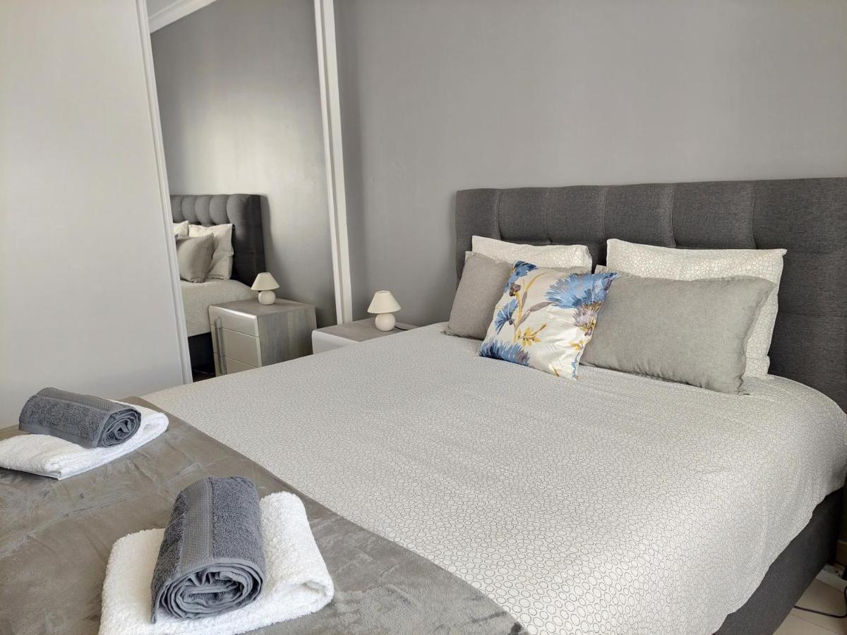 Casa Da Alegria - Apartamento Acolhedor No Centro De Olhao Bagian luar foto