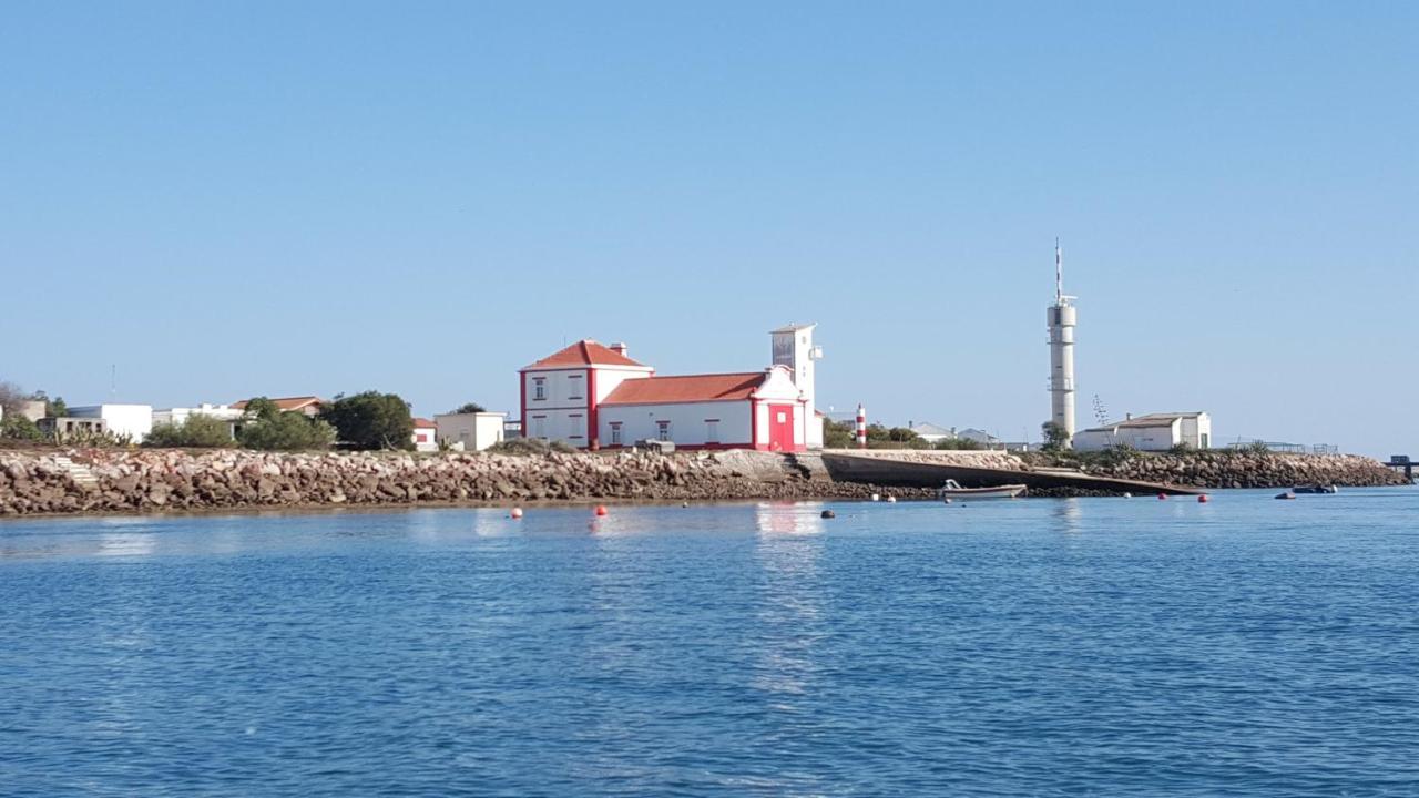 Casa Da Alegria - Apartamento Acolhedor No Centro De Olhao Bagian luar foto